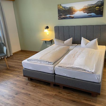 Hotel Garni Kern Halfing Екстер'єр фото