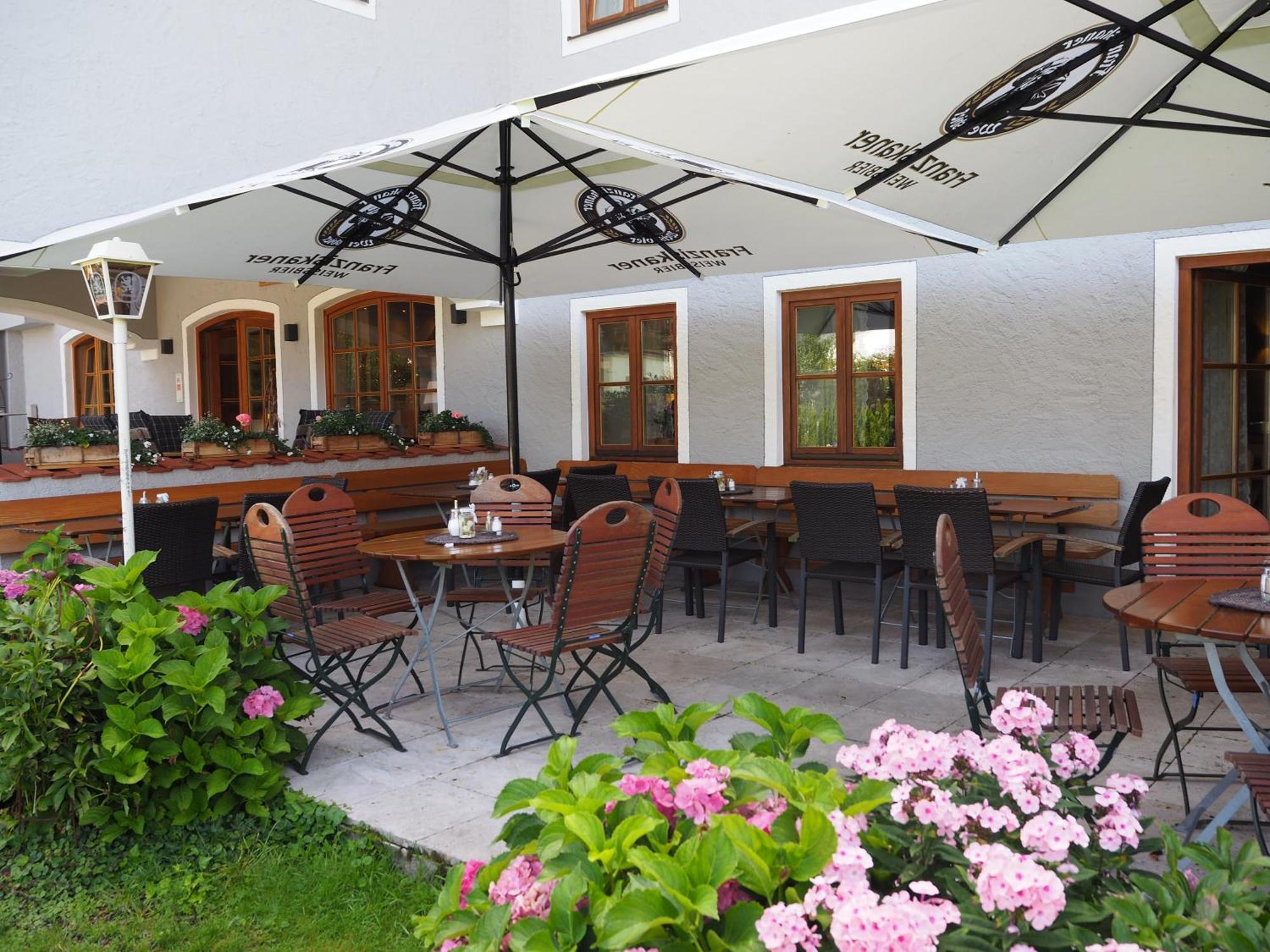 Hotel Garni Kern Halfing Екстер'єр фото