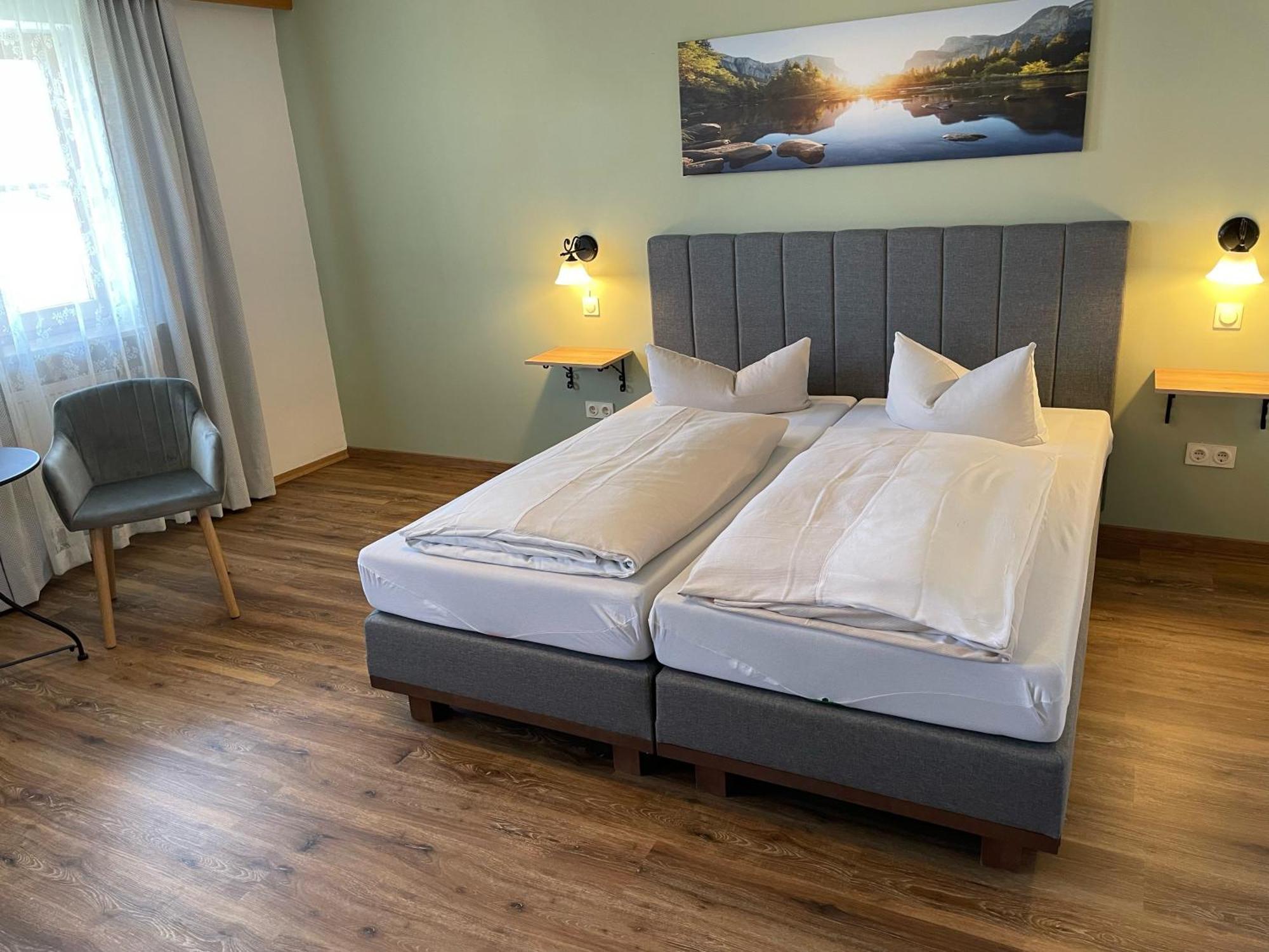 Hotel Garni Kern Halfing Екстер'єр фото